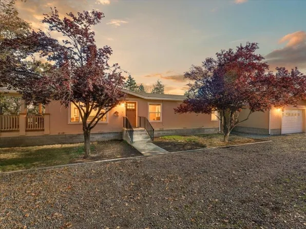 2916 Cougar St, Hornbrook, CA 96044