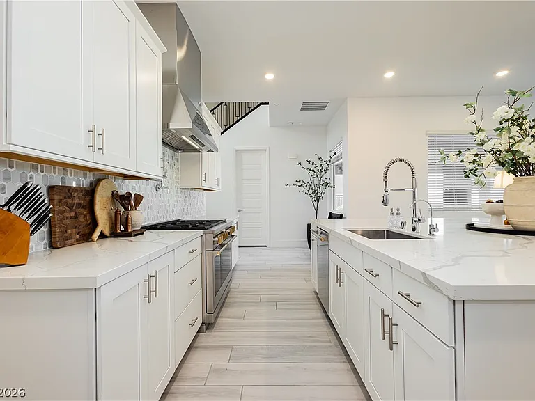 322 Natoire Ct — Photo 13