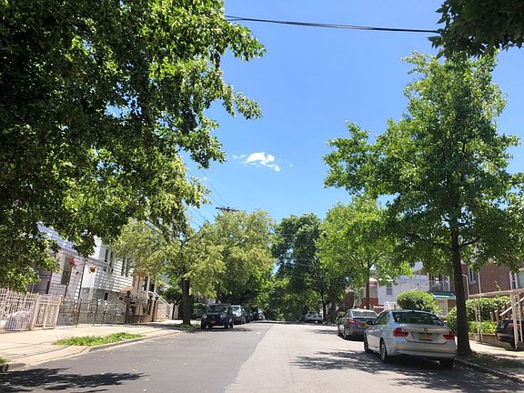 4th image of 4321 Wickham Ave