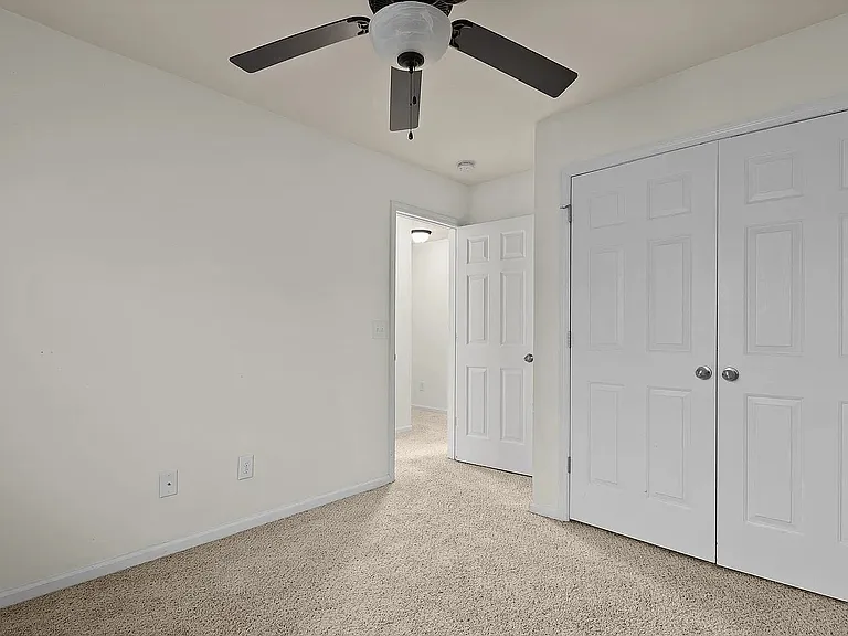 1003 Wt Whitehead Dr — Photo 10