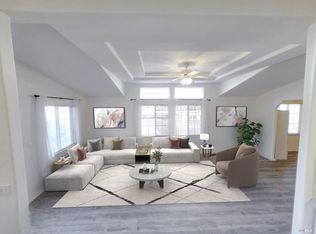 67 Shamrock Cir, Santa Rosa, CA 95403