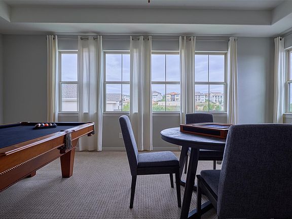 3rd image of 105 Beneteau Dr