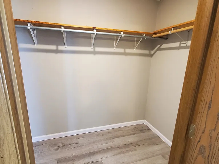 920 Cool Valley Dr — Photo 9