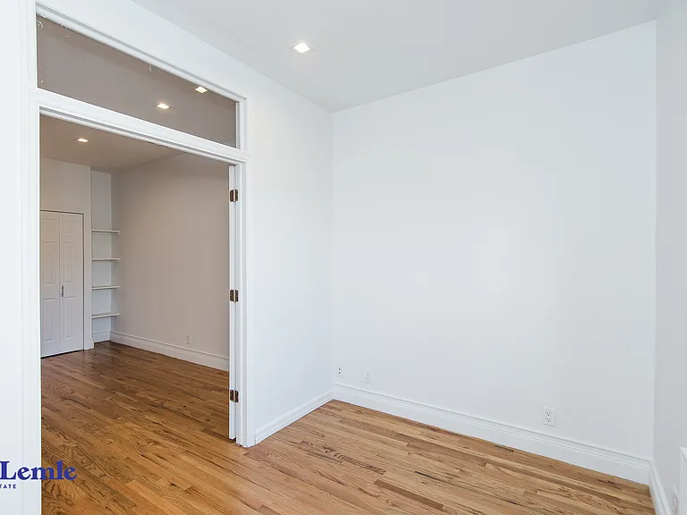 505 E 88th St #3RE — Photo 7