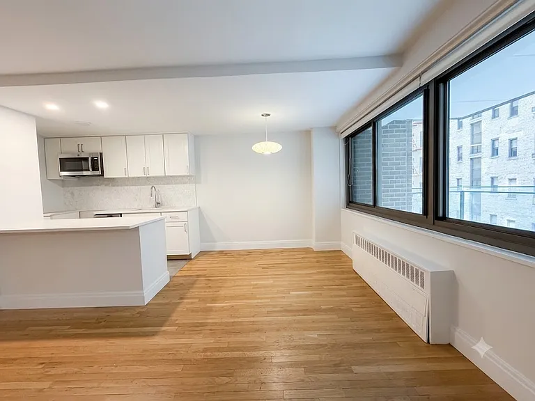 120 W 97th St #4D — Photo 3