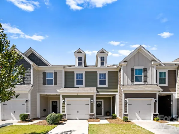 2753 Aubrey St, Monroe, NC 28110