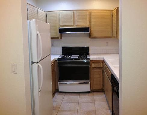 4th image of 24141 Del Monte Dr