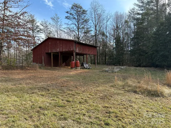 4570 Gwaltney Rd, Morganton, NC 28655