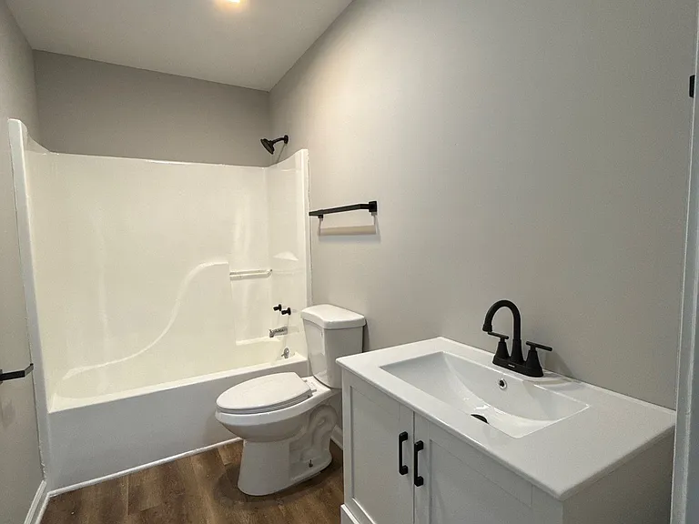 930 Norris St — Photo 7