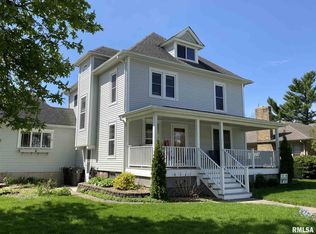 526 W Palace Row, Geneseo, IL 61254