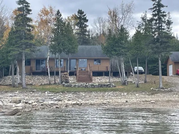 26921 E Channel Rd, Drummond Island, MI 49726