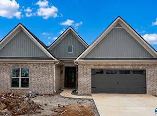 51 Belle Park Ln SW, Huntsville, AL 35803
