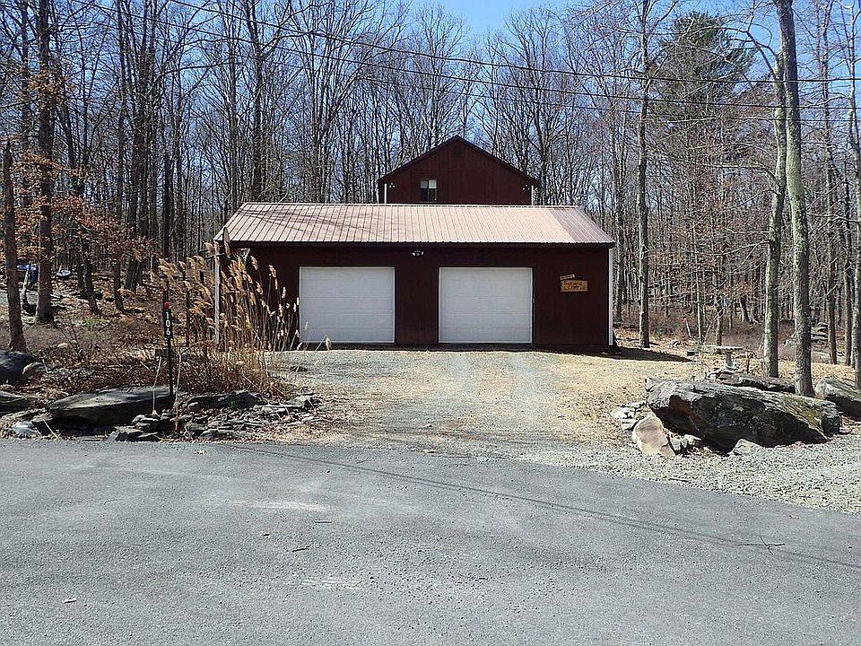 2nd image of 106 Larch Ct