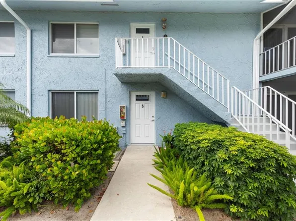 216 Palm Dr 5, Naples, FL 34112