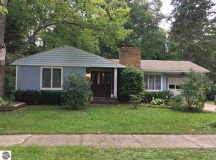 1707 Comanche St, Traverse City, MI 49686