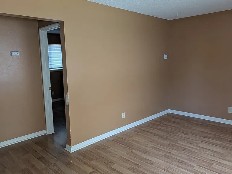 1323 Sherman Ave #2 — Photo 3