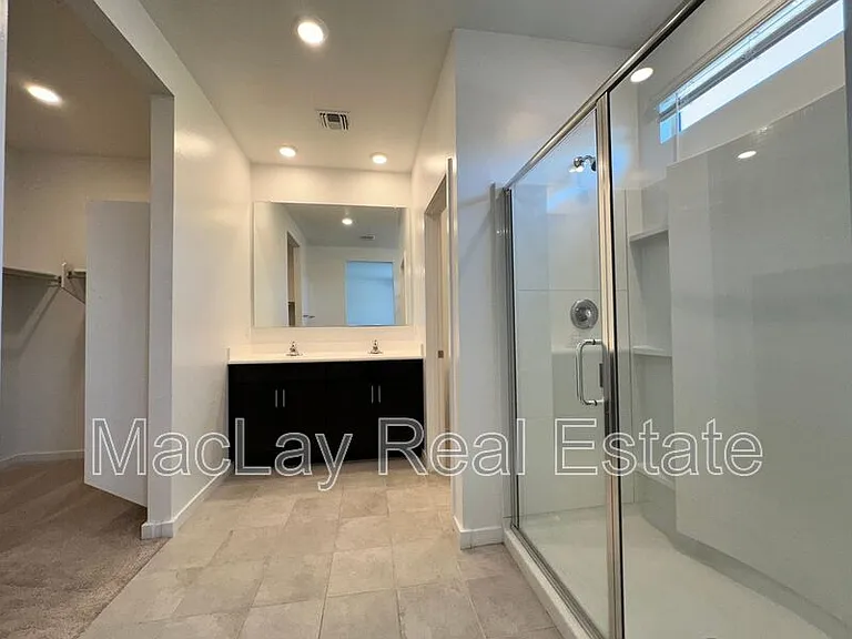 25361 N 144th Dr — Photo 6