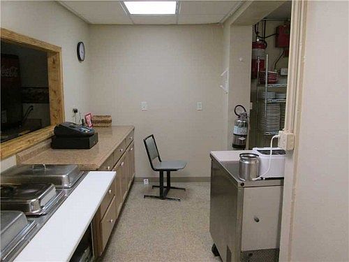 5th image of 213 E Main St