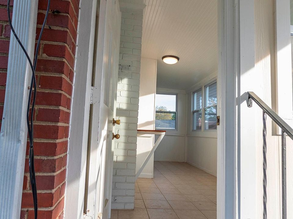 1st image of 5712 26th St N #2