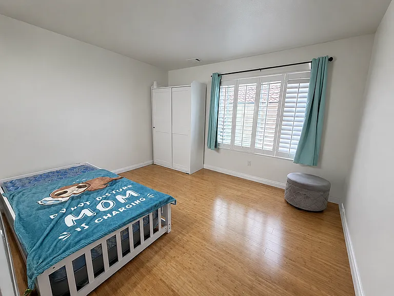 3319 Piragua St — Photo 25