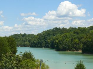 2571 Jim Henry Rd, Dandridge, TN 37725