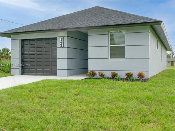 2045 Carver Ave, Fort Myers, FL 33916