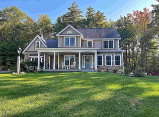 35 Daylily Ln, New Boston, NH 03070