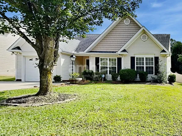 1867 Longmont Dr, Kernersville, NC 27284