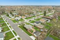 Avalon Dr-1104-033.jpg