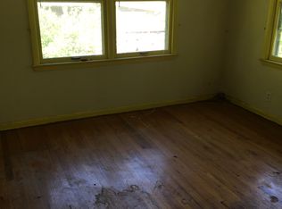 914 Shawnee Rd, Kansas City, KS 66103