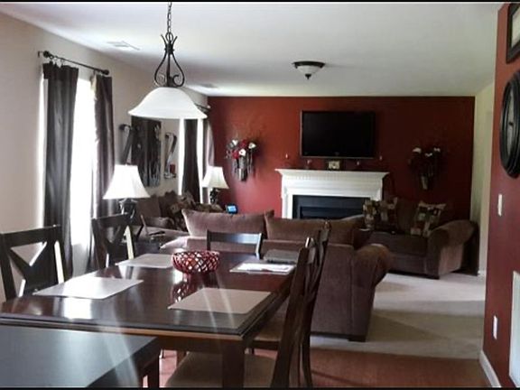 2nd image of 1844 Cottage Grove Way #5