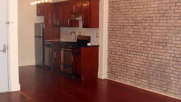 Rented by Nooklyn NYC LLC | media 2