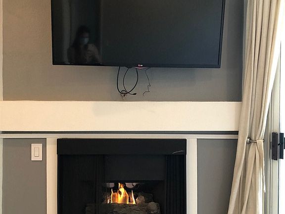 4th image of 5525 Canoga Ave APT 207