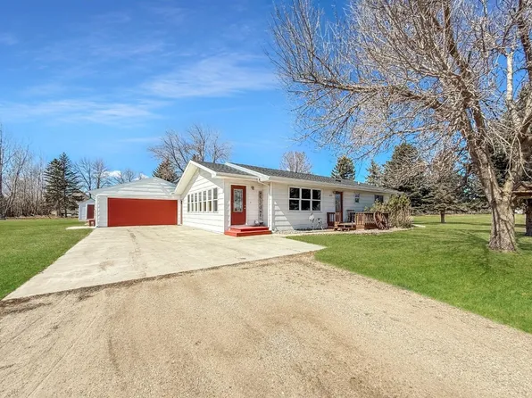 495 1st St W, Westhope, ND 58793