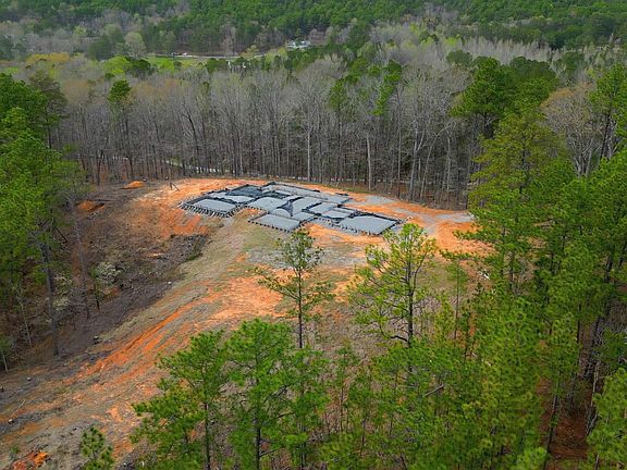 5th image of 447 Oak Tree Dr