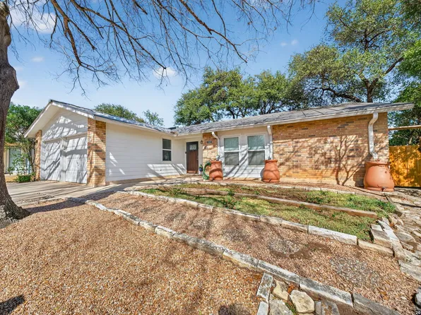 1202 Silverway, San Antonio, TX 78251