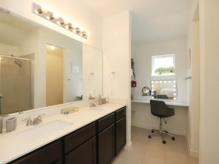 6028 Urbano Bnd — Photo 28
