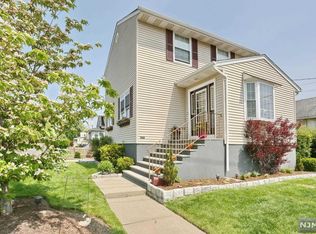 168 Mehrhof Rd, Little Ferry, NJ 07643