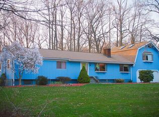 25 Brookside Dr, Monroe, CT 06468