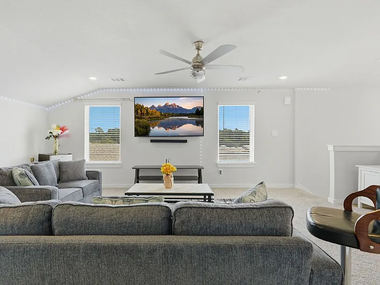 1734 Cayden Oak Ln — Photo 15