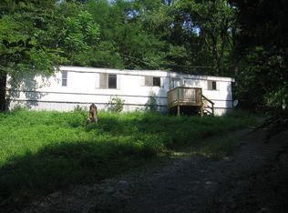 1820 Oldham Rd, Hartsville, TN 37074