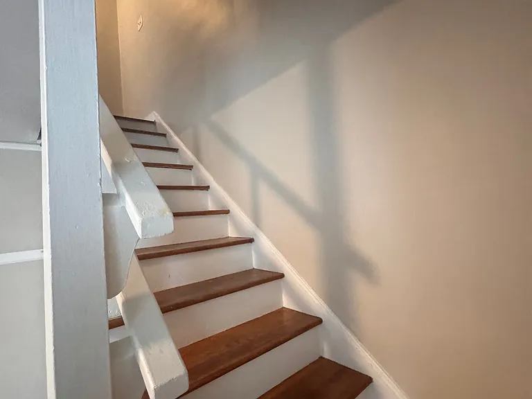 610 Chesnut St #3 — Photo 3