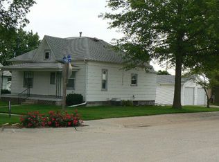 1214 3rd St, Deshler, NE 68340