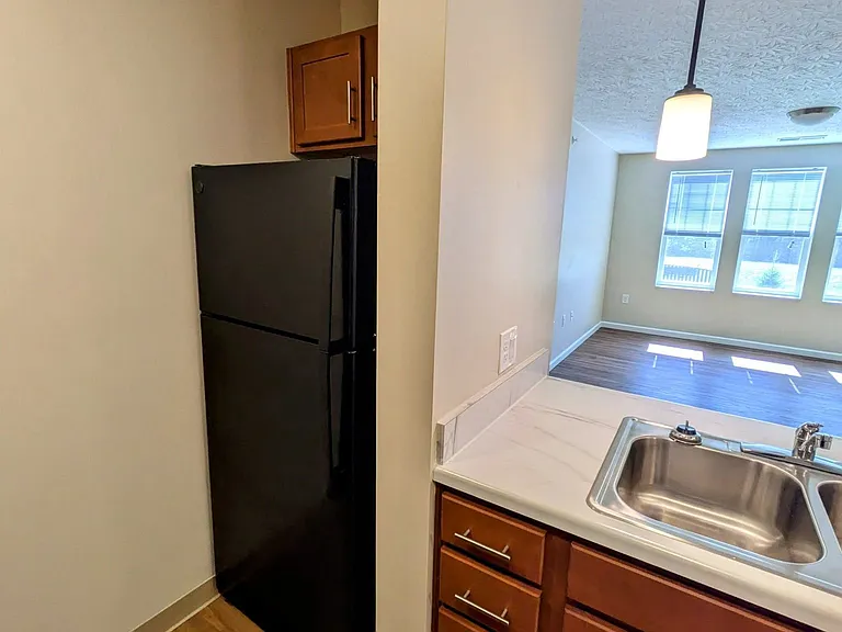 1145 Edwards Rd #1 — Photo 9