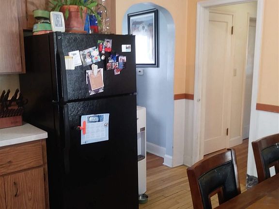 5th image of 153 Chatham St