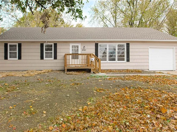 8340 E 133rd St, Grandview, MO 64030