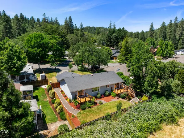2503 NW Lassen Way, Grants Pass, OR 97526