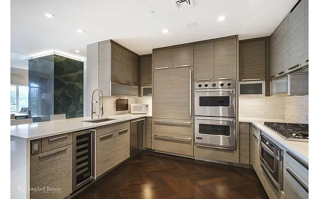 Rented by Douglas Elliman | media 20