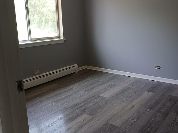 5th image of 344 N Oakwood Ave APT 2S