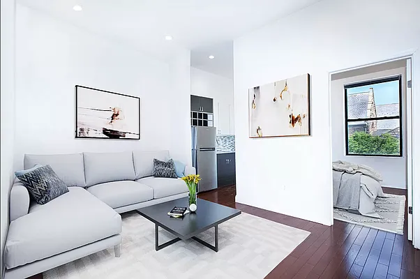 Rented by Bohemia Realty Group | media 17